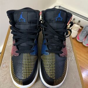 Air Jordan 1’s Mid